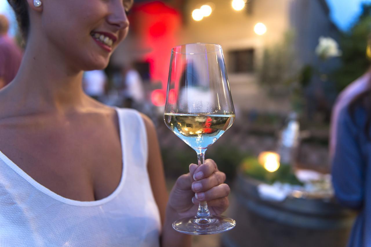 Hotel Christof Appiano Sulla Strada Del Vino Exterior photo