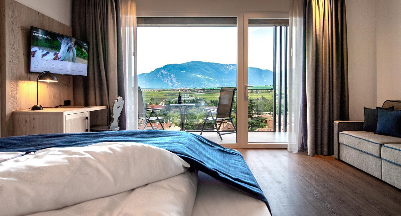 Hotel Christof Appiano Sulla Strada Del Vino Exterior photo
